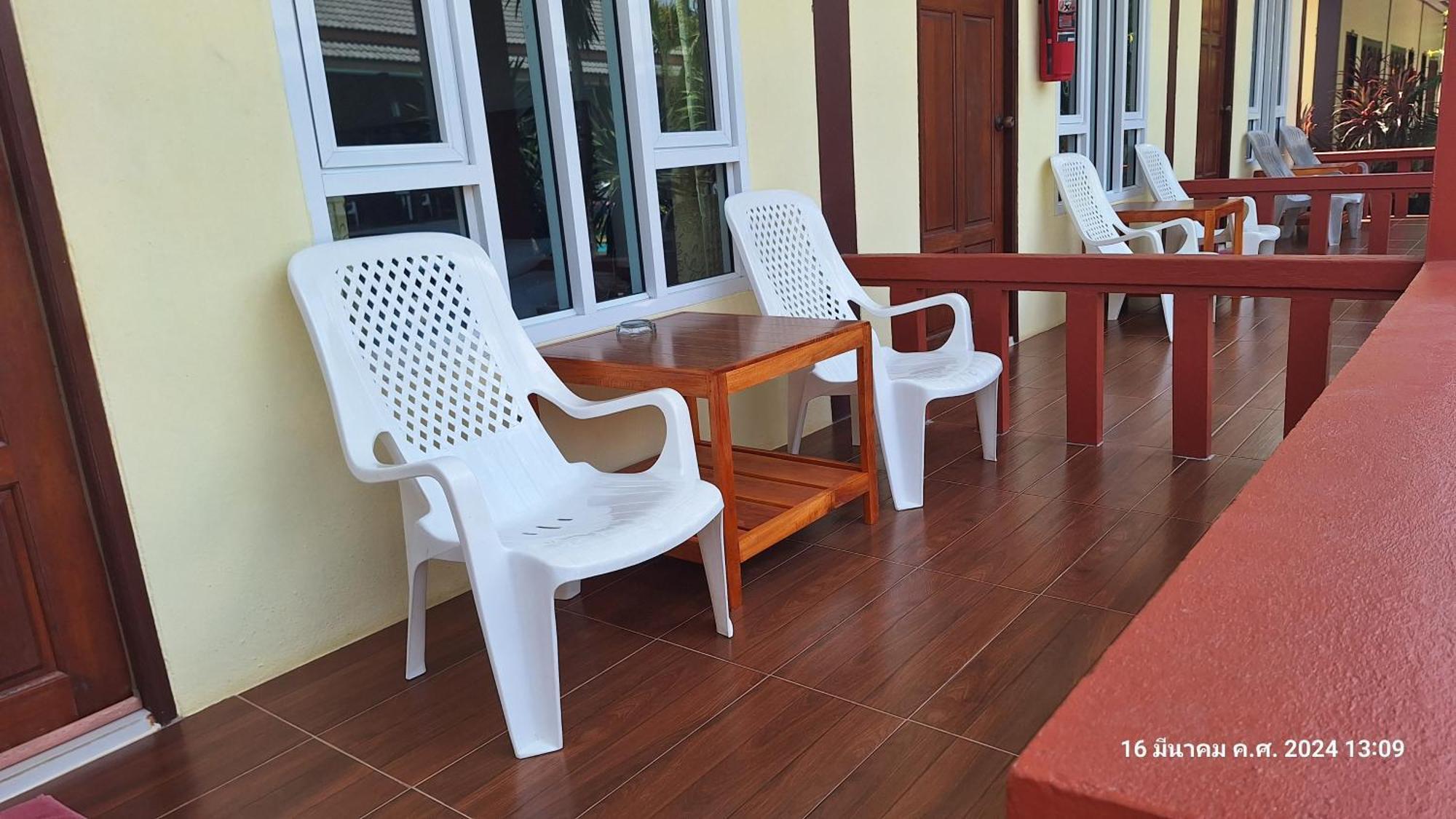 Sleep In Lanta Resort Koh Lanta Exterior foto